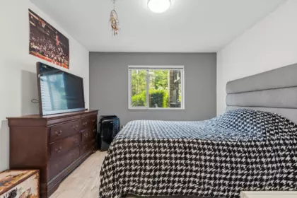 Walk-In Closet Photo of 206 8695 160 Street, Surrey, BC