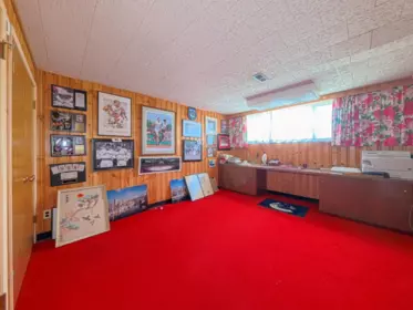 Hallway Photo of 6762 Neal Street, Vancouver, BC