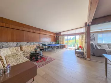 Kitchen Photo of 6762 Neal Street, Vancouver, BC