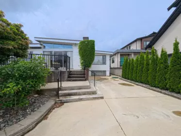 Outdoor Kitchen Photo of 6762 Neal Street, Vancouver, BC