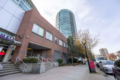 611 6028 Willingdon, Burnaby, BC, Burnaby — Apartment/Condo for sale