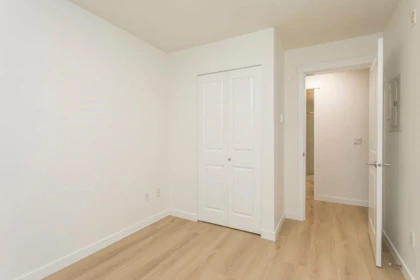 Primary Bathroom Photo of 215 3110 Dayanee Springs Boulevard, Coquitlam, BC