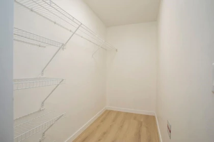 Primary Bedroom Photo of 215 3110 Dayanee Springs Boulevard, Coquitlam, BC