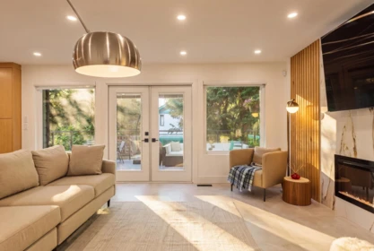 Breakfast Nook Photo of 4283 Capilano Road, North Vancouver, BC