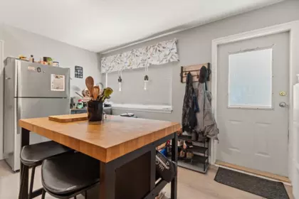 Hot Tub / Spa Photo of 35702 Timberlane Drive, Abbotsford, BC