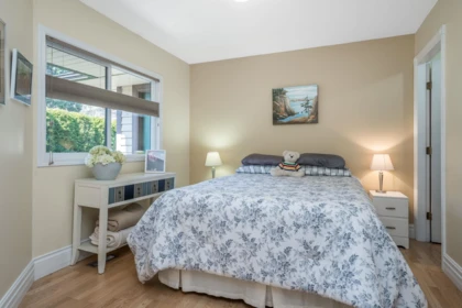 Entry Foyer Photo of 3 15148 20 Avenue, Surrey, BC