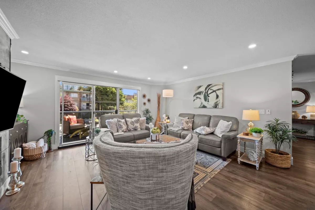 Living Room Photo of 208 1441 Blackwood Street, White Rock, BC