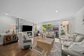 208 1441 Blackwood Street, White Rock, BC