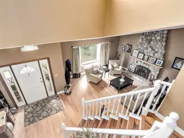 Hallway Photo of 7361 149a Street, Surrey, BC