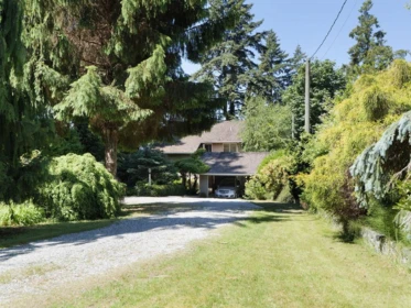 8579 Redrooffs Road, Halfmoon Bay, BC, Halfmoon Bay — Single Family Residence for sale