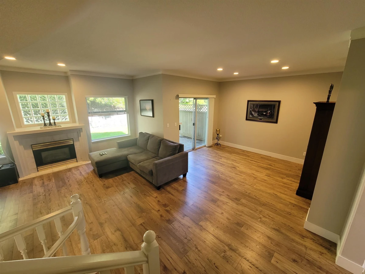 Family Room Photo of 5 2951 Panorama Drive, Coquitlam, BC