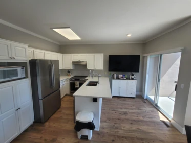 Kitchen Photo of 5 2951 Panorama Drive, Coquitlam, BC