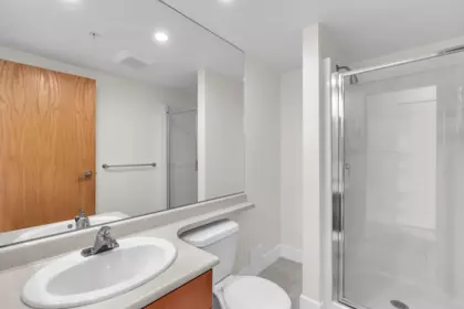 Guest Bathroom Photo of 403 1818 W 6th Avenue, Vancouver, BC
