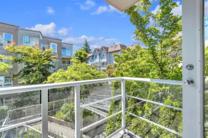 Mudroom Photo of 403 1818 W 6th Avenue, Vancouver, BC