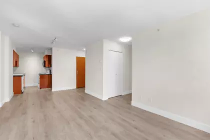 Walk-In Closet Photo of 403 1818 W 6th Avenue, Vancouver, BC