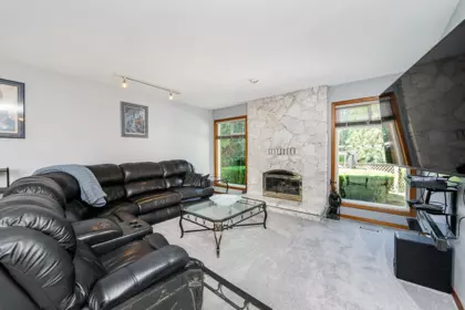 Breakfast Nook Photo of 3762 Nanaimo Crescent, Abbotsford, BC