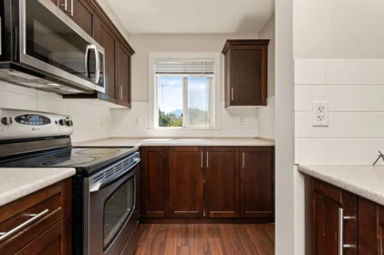 Kitchen Photo of 206 9422 Victor Street, Chilliwack, BC