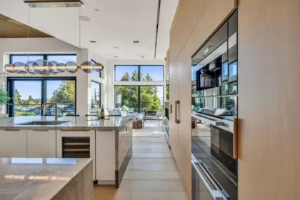 Breakfast Nook Photo of 2423 Mathers Avenue, West Vancouver, BC