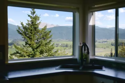 Powder Room Photo of 35993 Eaglecrest Place, Abbotsford, BC