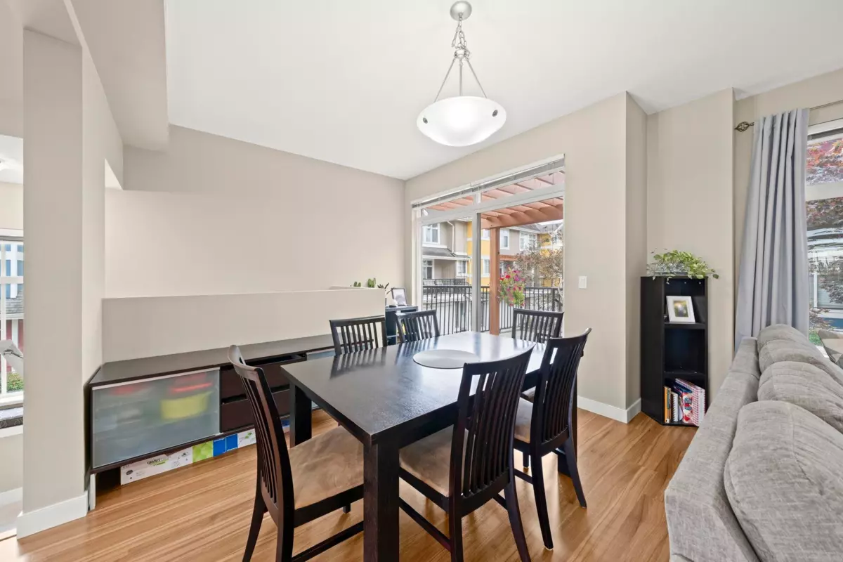Family Room Photo of 20 6036 164 Street, Surrey, BC