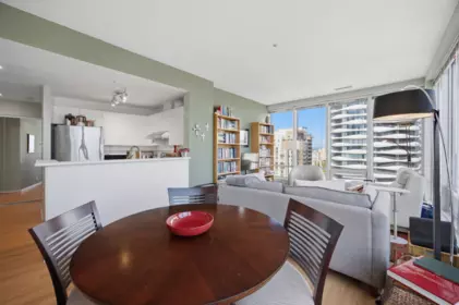 Kitchen Photo of 1607 989 Nelson Street, Vancouver, BC