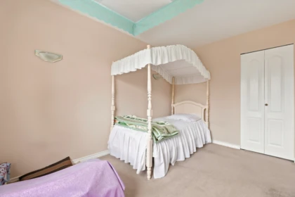 Basement Recreation Room Photo of 12587 60a Avenue, Surrey, BC