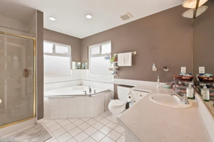 Mudroom Photo of 12587 60a Avenue, Surrey, BC