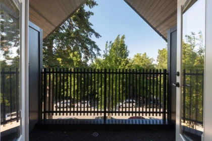 Swimming Pool Photo of 1 258 E 19 Avenue, Vancouver, BC