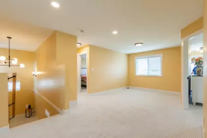 Entry Foyer Photo of 6876 192a Street, Surrey, BC