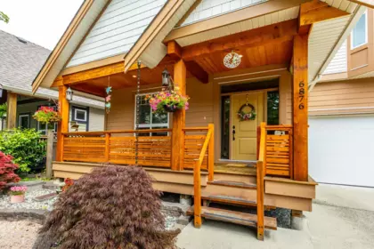 6876 192a Street, Surrey, BC, Surrey — Single Family Residence for sale