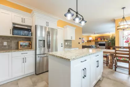 Guest Bathroom Photo of 6876 192a Street, Surrey, BC
