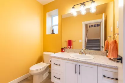 Laundry Room Photo of 6876 192a Street, Surrey, BC