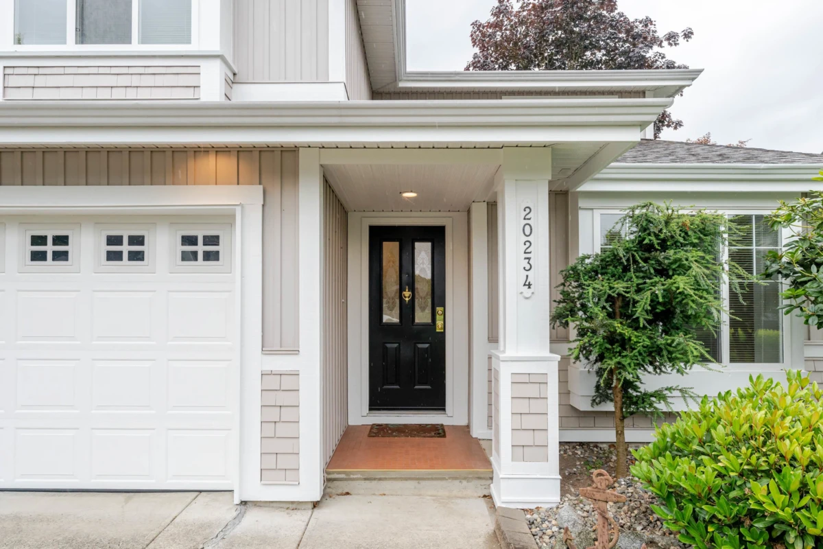Family Room Photo of 20234 93a Avenue, Langley, BC
