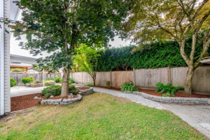 Swimming Pool Photo of 20234 93a Avenue, Langley, BC