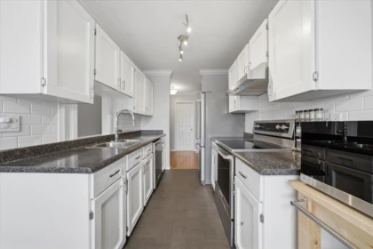 Kitchen Island Photo of 302 4926 48 Avenue, Delta, BC