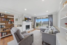 302 4926 48 Avenue, Delta, BC