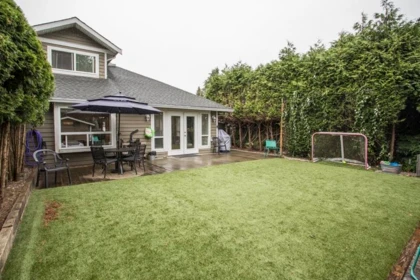 Hot Tub / Spa Photo of 380 55a Street, Tsawwassen, BC