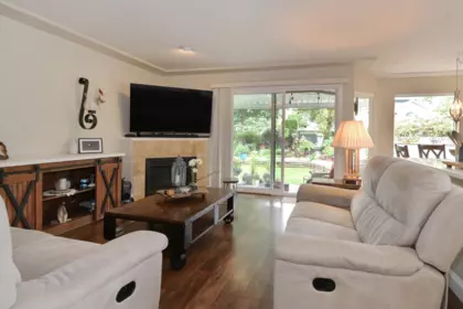 Breakfast Nook Photo of 1 32777 Chilcotin Drive, Abbotsford, BC