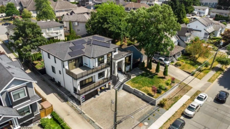 6052 181a Street, Surrey, BC, Surrey — Single Family Residence for sale