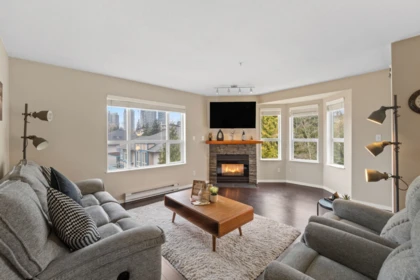 405 13955 Laurel Drive, Surrey, BC, Surrey — Apartment/Condo for sale