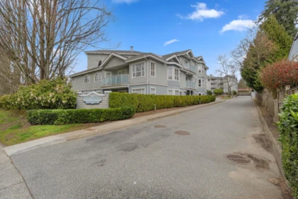 405 13955 Laurel Drive, Surrey, BC, Surrey — Apartment/Condo for sale