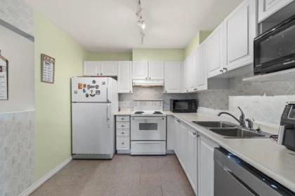Primary Bedroom Photo of 405 13955 Laurel Drive, Surrey, BC