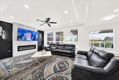 Breakfast Nook Photo of 7432 148 Street, Surrey, BC