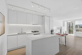 1901 908 Quayside Drive, New Westminster, BC