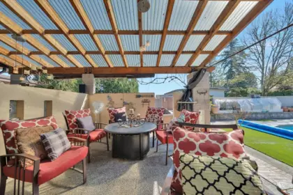 Garden / Landscaping Photo of 19717 48a Avenue, Langley, BC