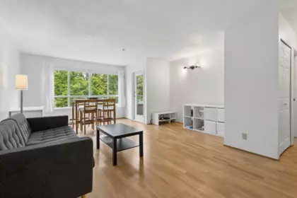 204 4990 Mcgeer Street, Vancouver, BC, Vancouver — Apartment/Condo for sale