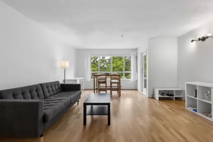 204 4990 Mcgeer Street, Vancouver, BC, Vancouver — Apartment/Condo for sale