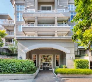 230 5888 Dover Crescent, Richmond, BC, Richmond — Apartment/Condo for sale
