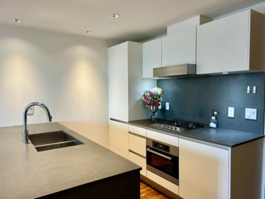 1003 8588 Cornish Street, Vancouver, BC, Vancouver — Apartment/Condo for sale