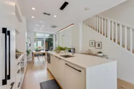 125 649 E 3rd Street, North Vancouver, BC